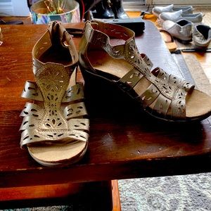 Earth Origins Dressy Sandal